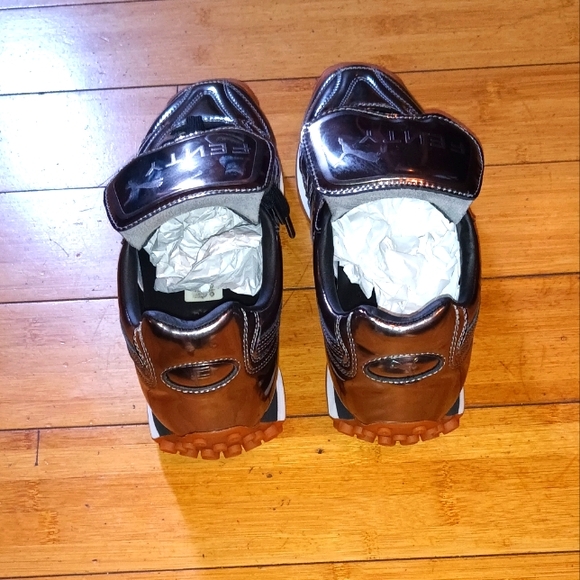FENTY PUMA Metallic Sneakers.Sz 10 - Picture 4 of 6